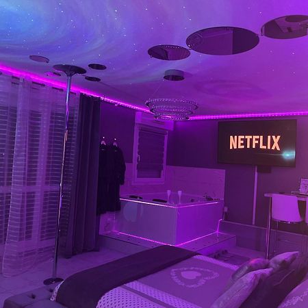 « Le Boudoir D'Elodie » Le Spa Romantique Saint-Léonard Exteriör bild